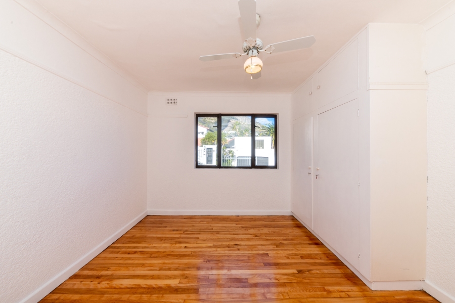 To Let 2 Bedroom Property for Rent in Sea Point Western Cape